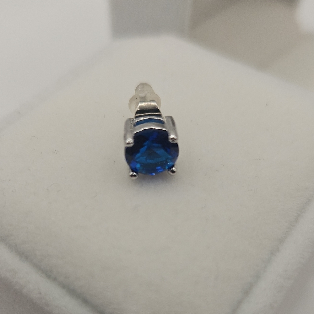 Effy Sapphire Blue Stud Earrings - Picture 6 of 12